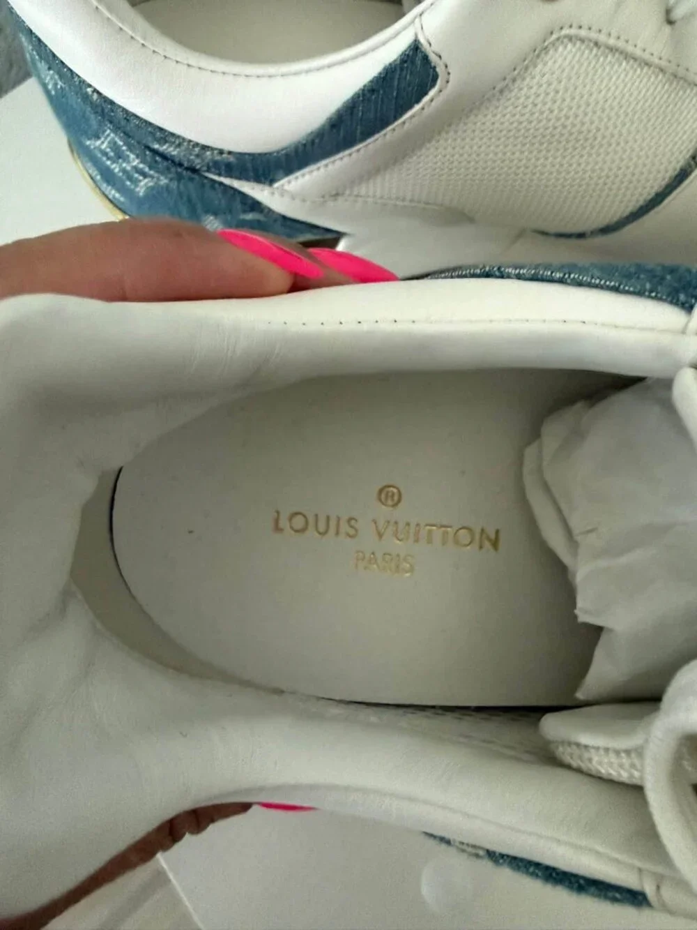 Louis Vuitton Run Away Sneakers Monogram Denim White Blue Size 37 Authentic